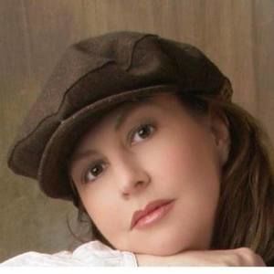 Meet your Posher, Regina